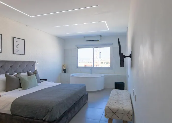 Phaedrus Living: Plateia Suite Verde